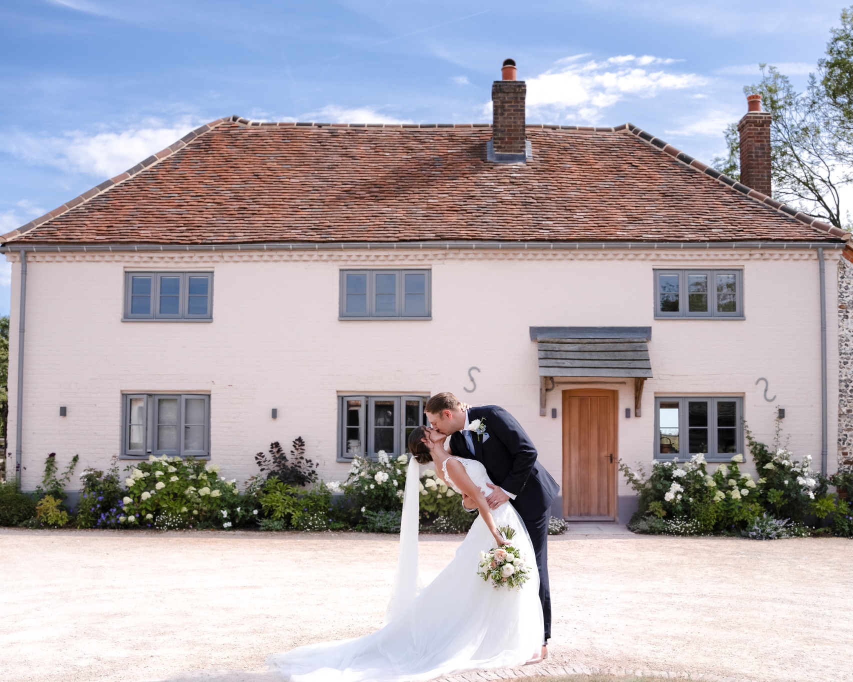 Rackleys Barn wedding